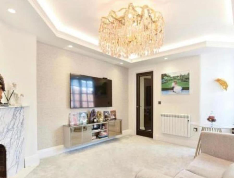 2 bed flat in St Johns Wood