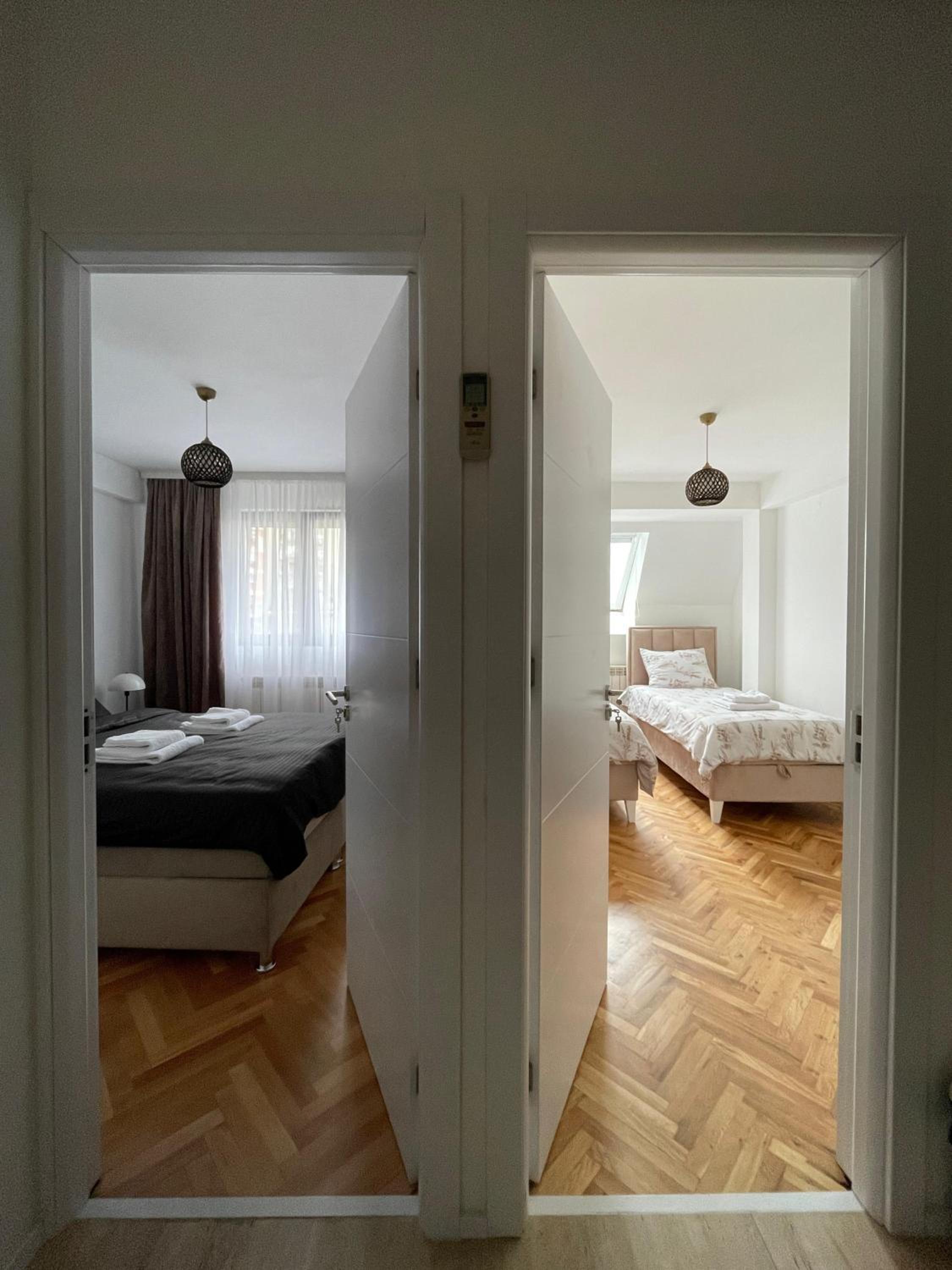 BMM LUX APARTMENT CENTAR view 4