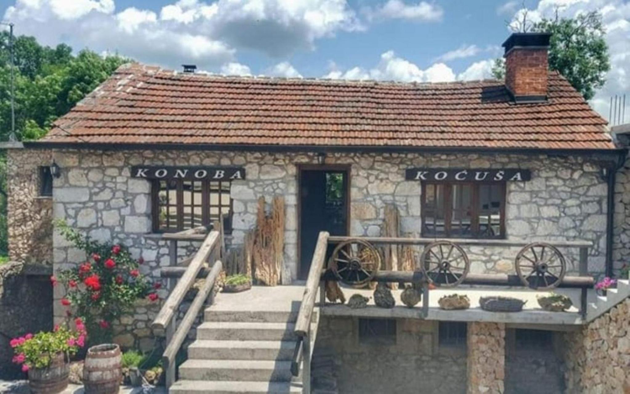 Adria centar Koćuša