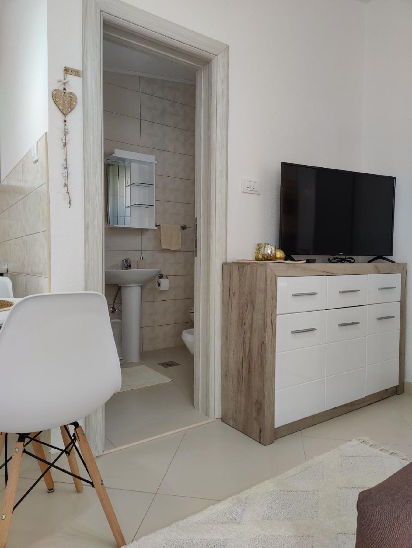 Apartments Gabi&Zdenka Tivat view 4