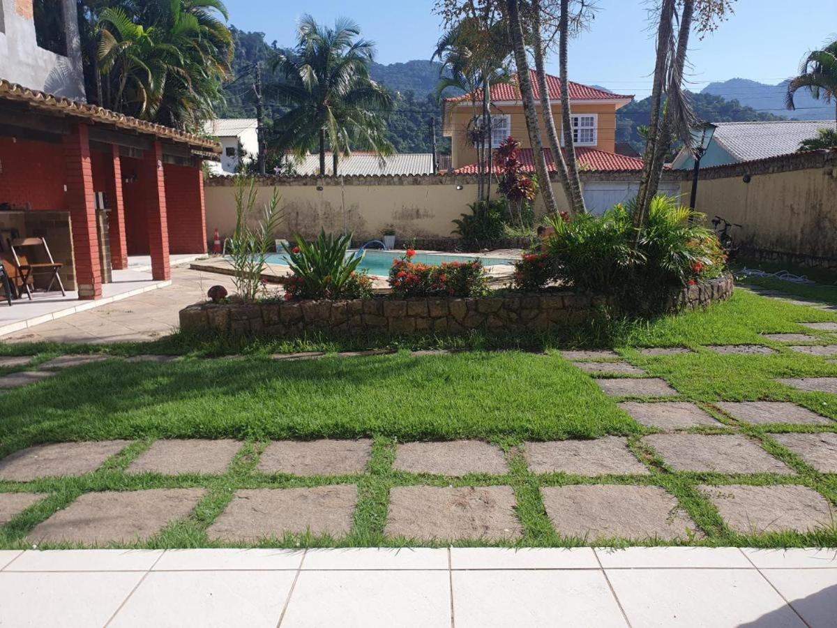 Garatucaia 60m da praia