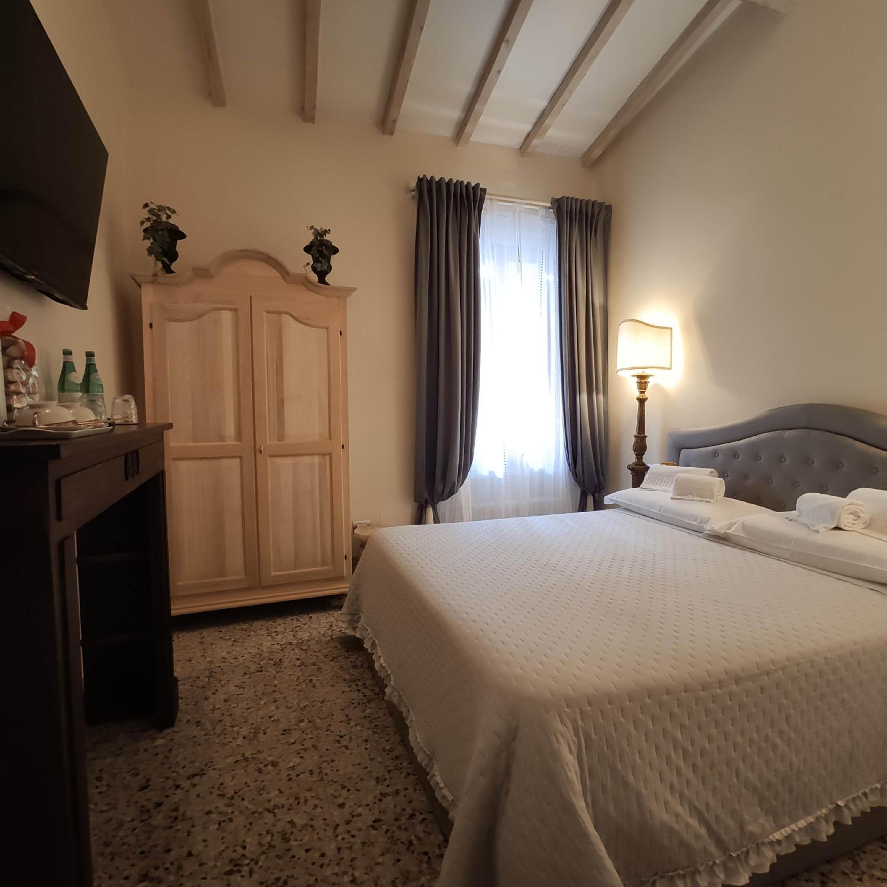 Photo 37