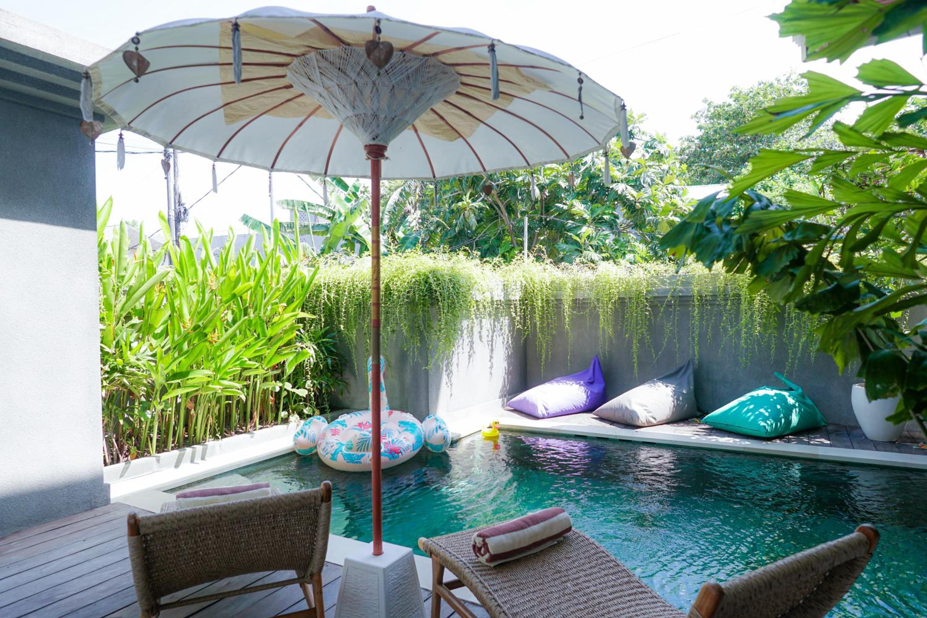 Tropical Beach House Bali