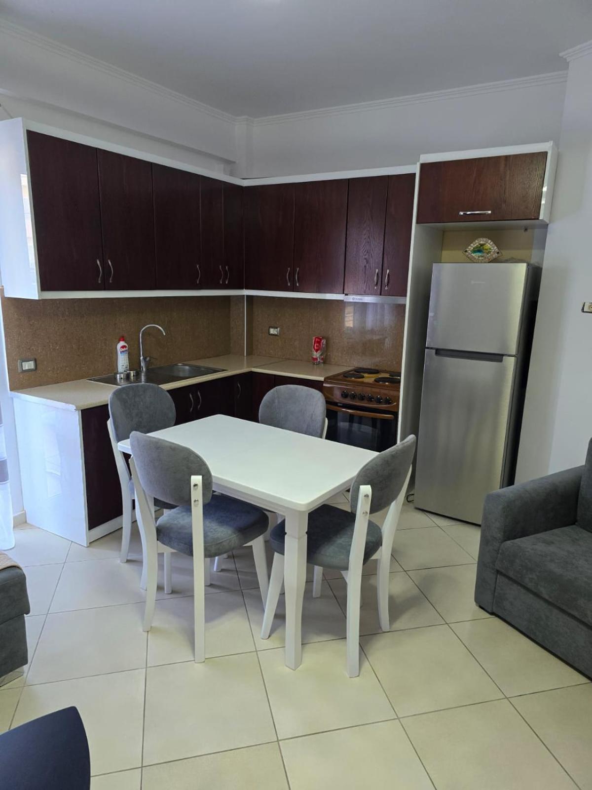 Apartment Edi