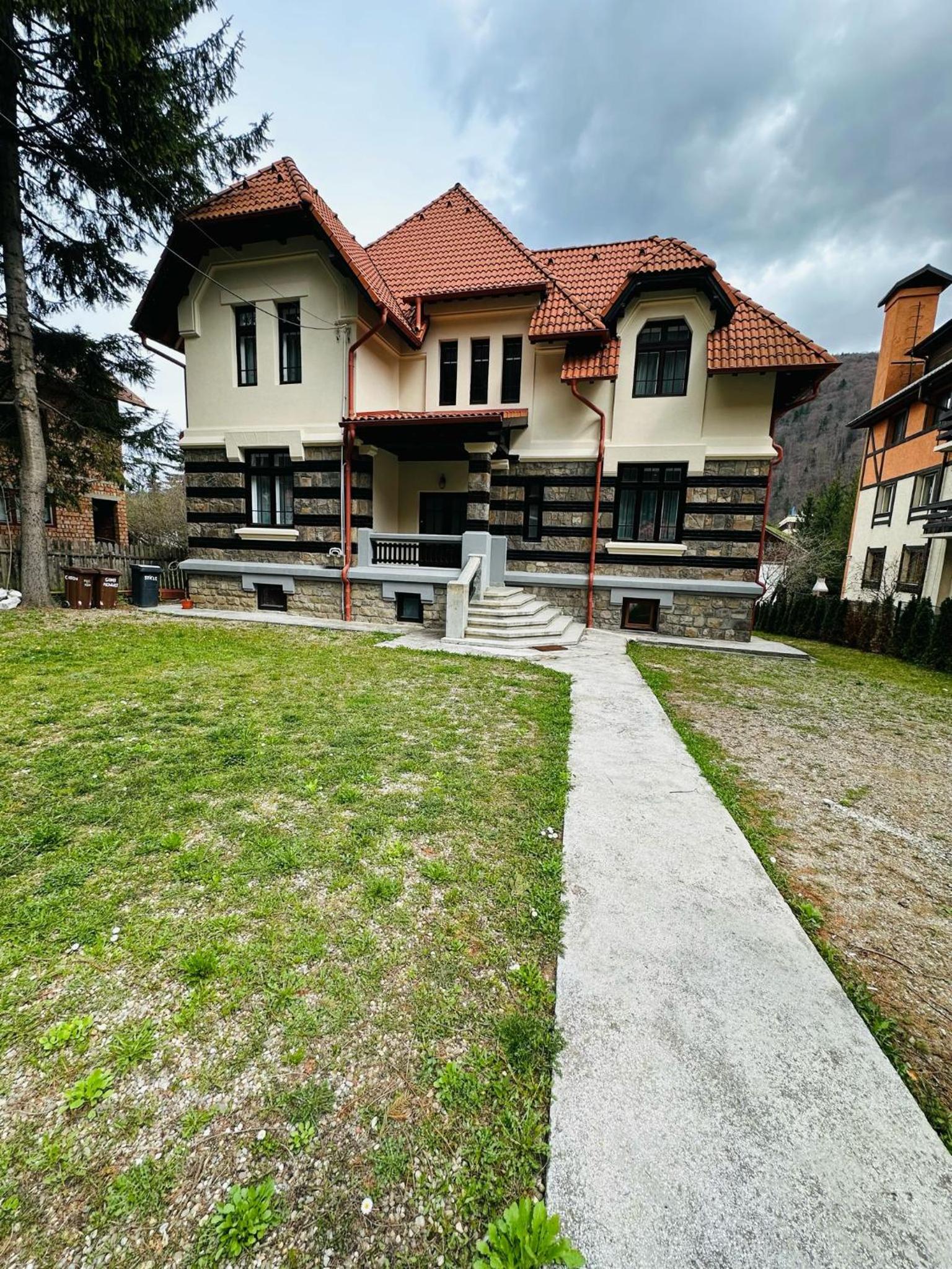 Vila Rapsodia Sinaia