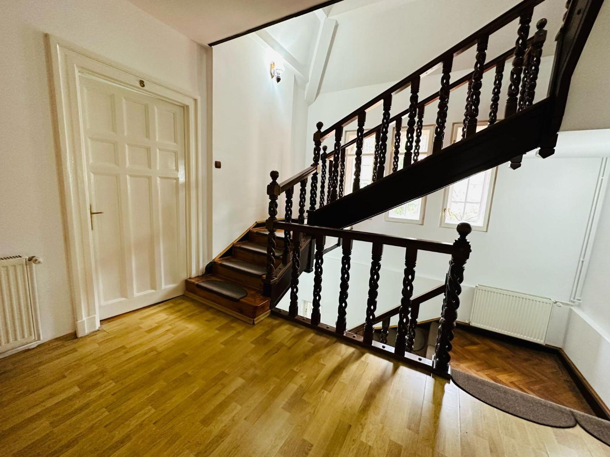 Vila Rapsodia Sinaia