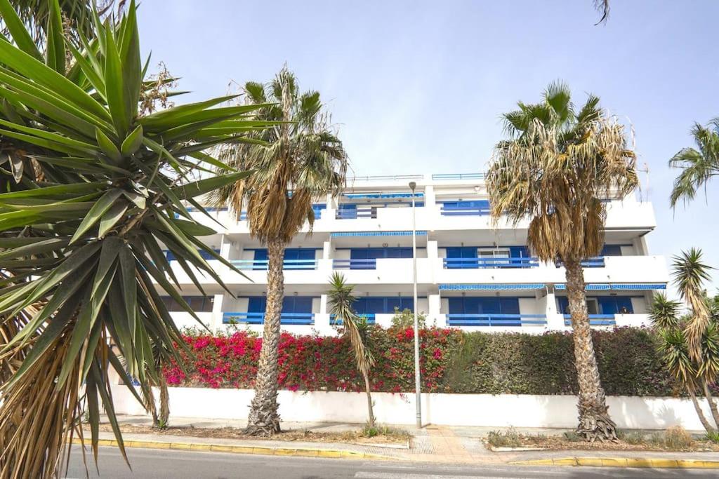 Front line 2 bedroom apartment view 4
