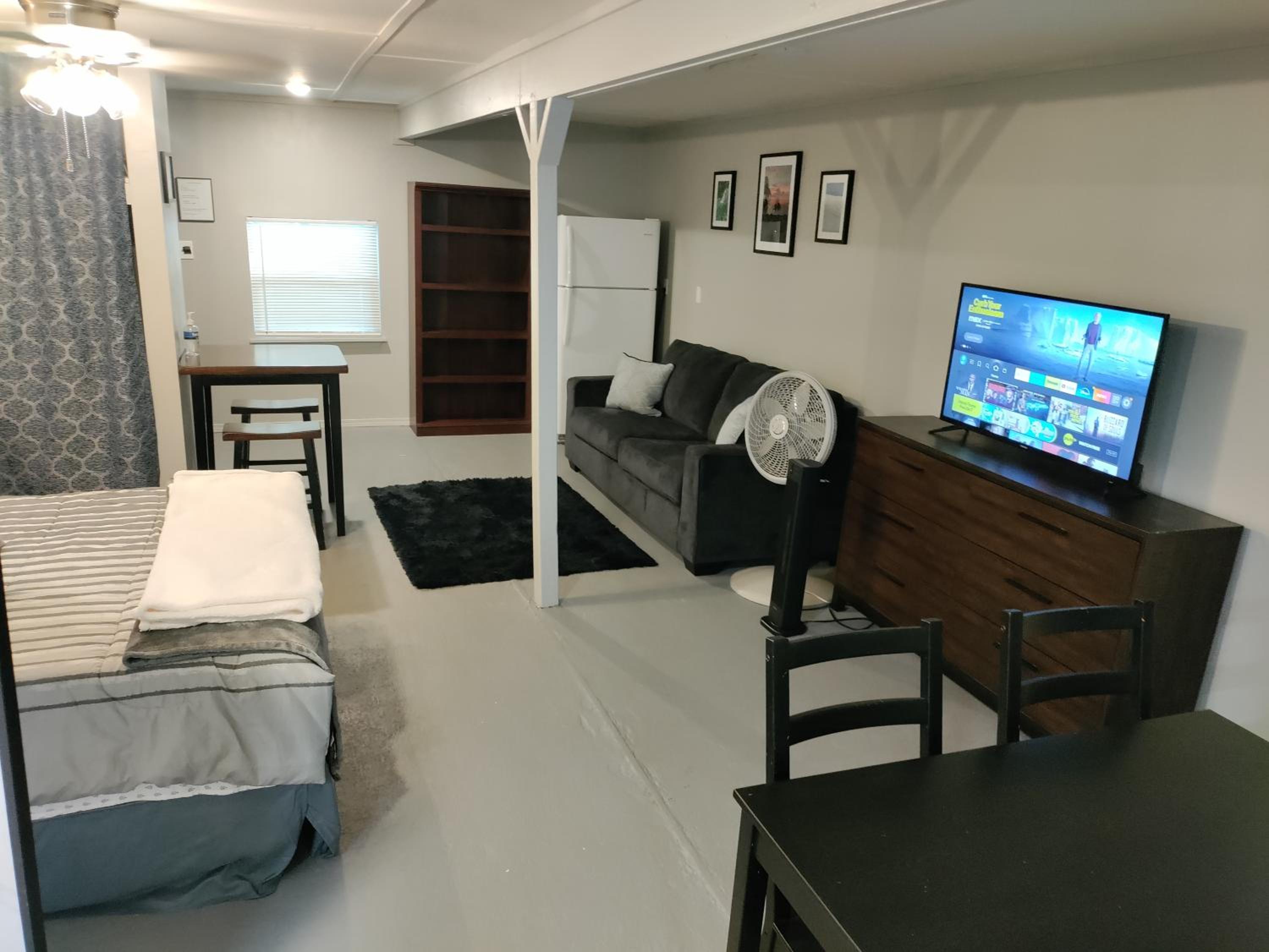 Make Yourself at Home - Property Image 11