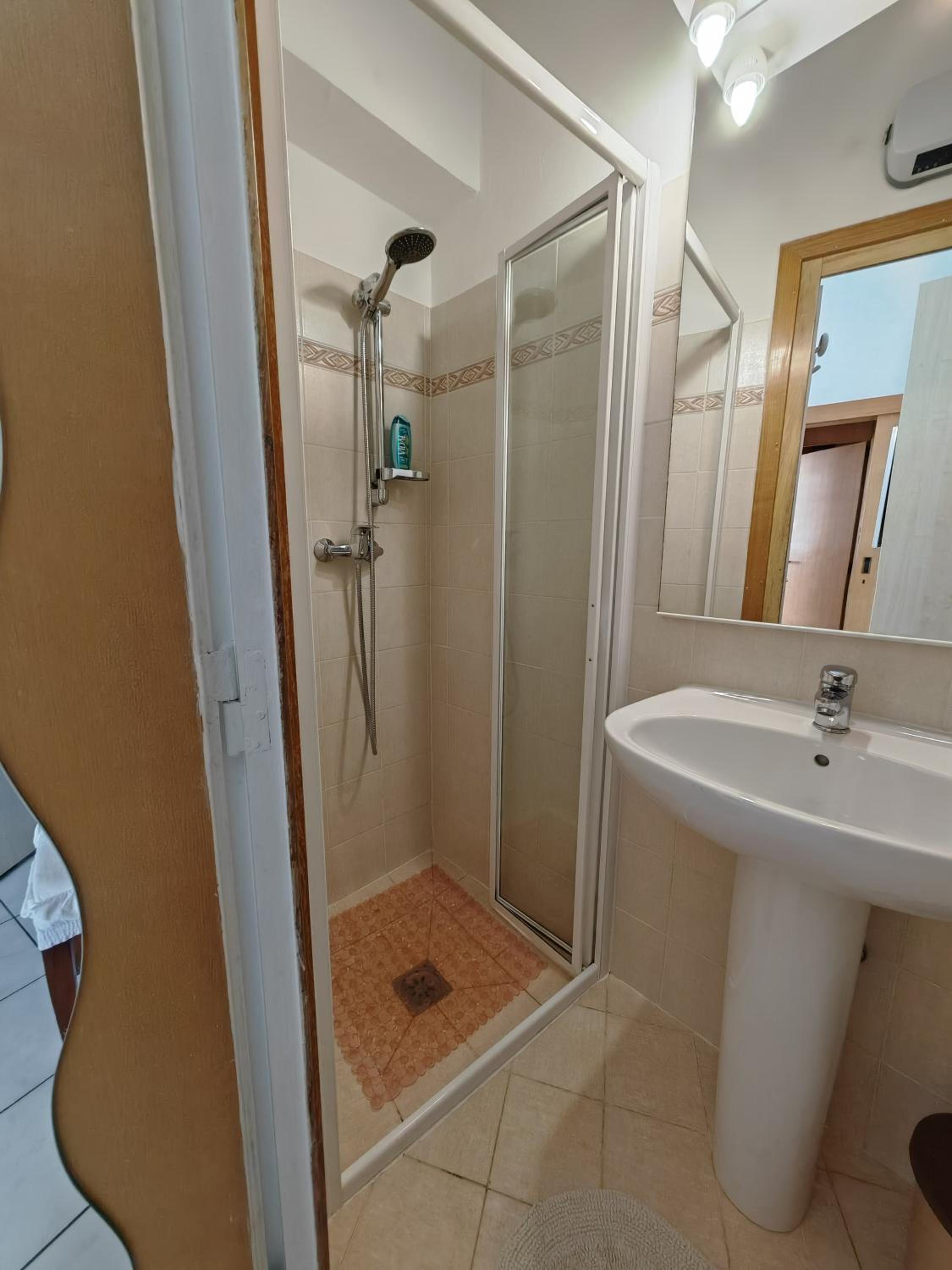 Photo 209