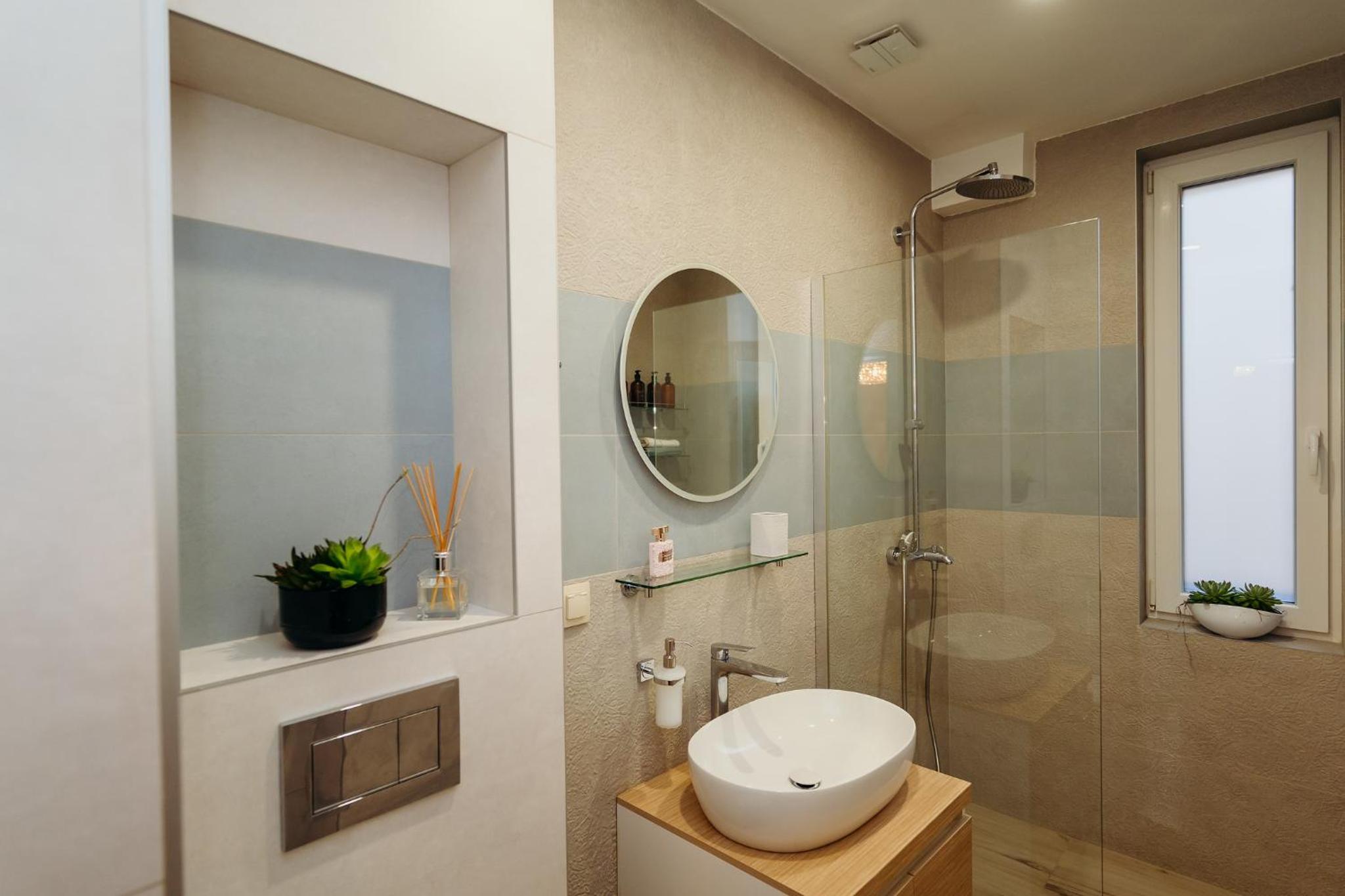 Krum Khan Top Centre Apartment