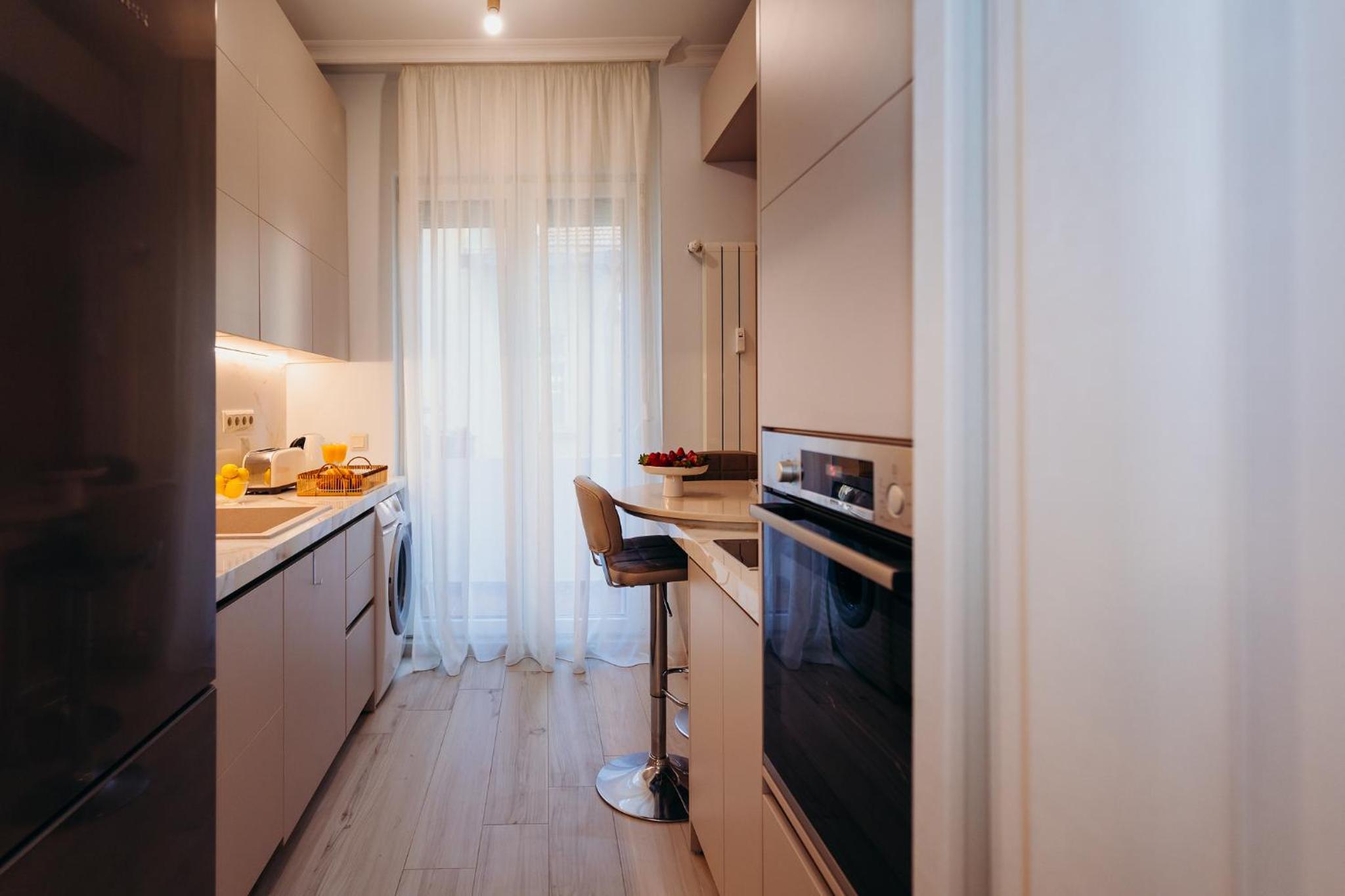 Krum Khan Top Centre Apartment