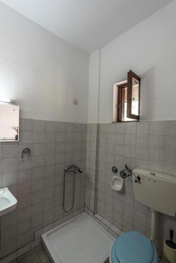 Olive Studios and Apartments