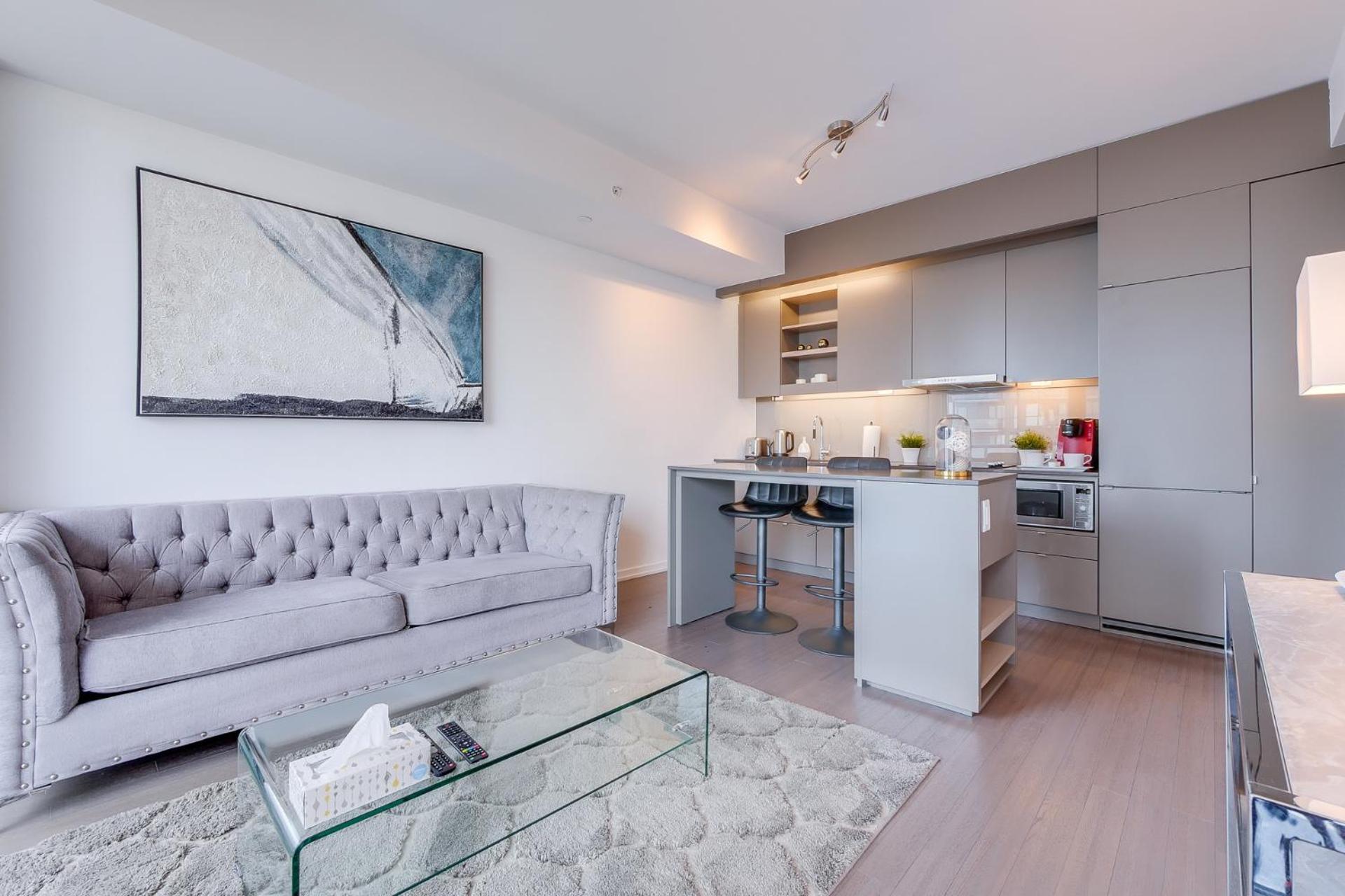 1BR Condo - City View, Near CN Tower & Rogers Center