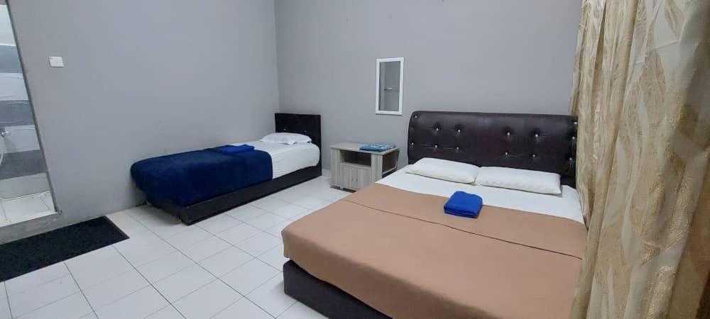 Sobey Laris Roomstay GUA MUSANG photo 2