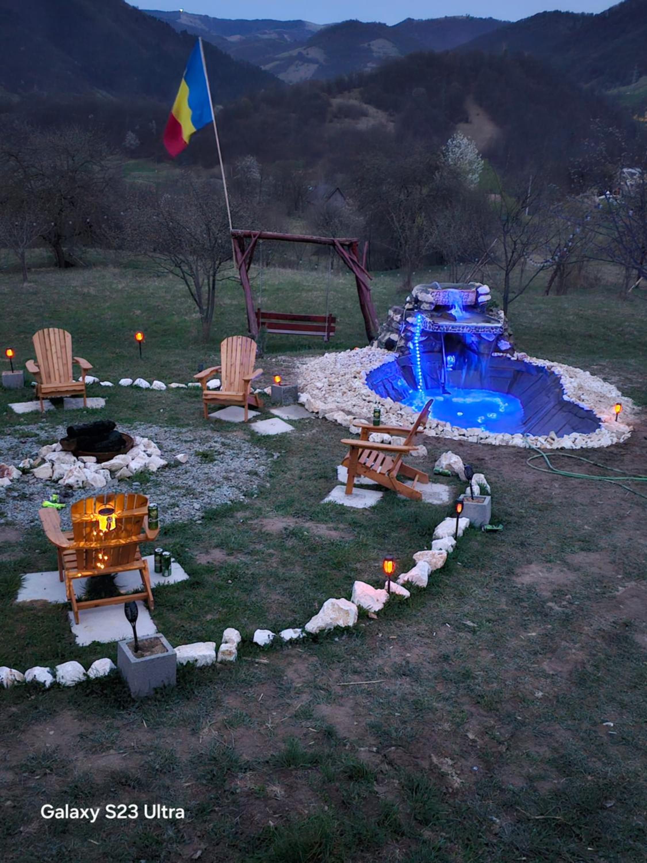Cabana Apuseni Forest
