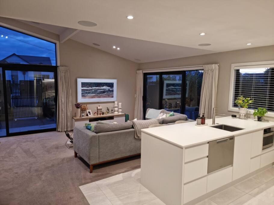 Modern Two-Bedroom Home in Merivale view 3