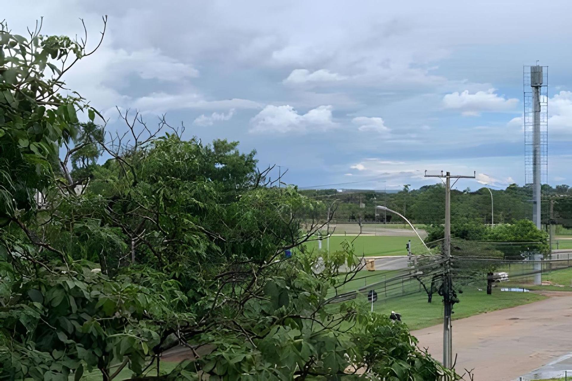 Vista p/parque, perto de tudo. Apto inteiro (loft)