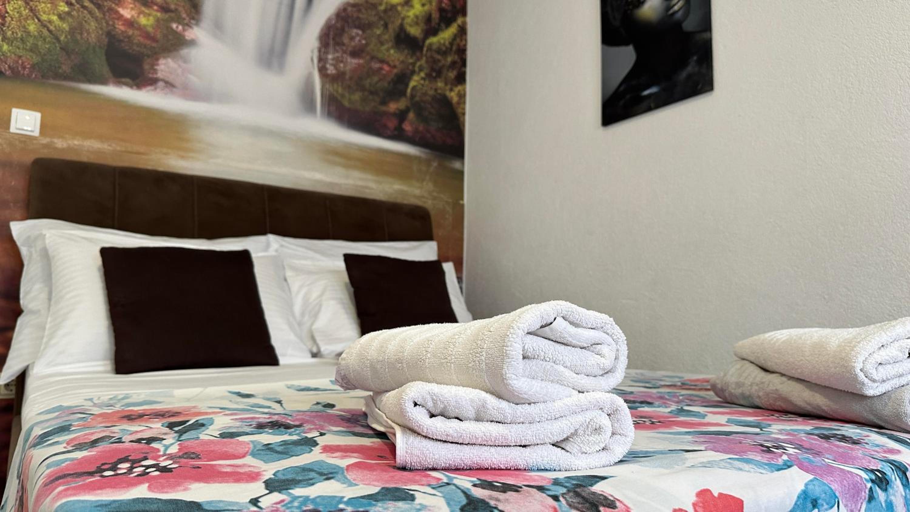 Galaxy Apartment near Old Brige