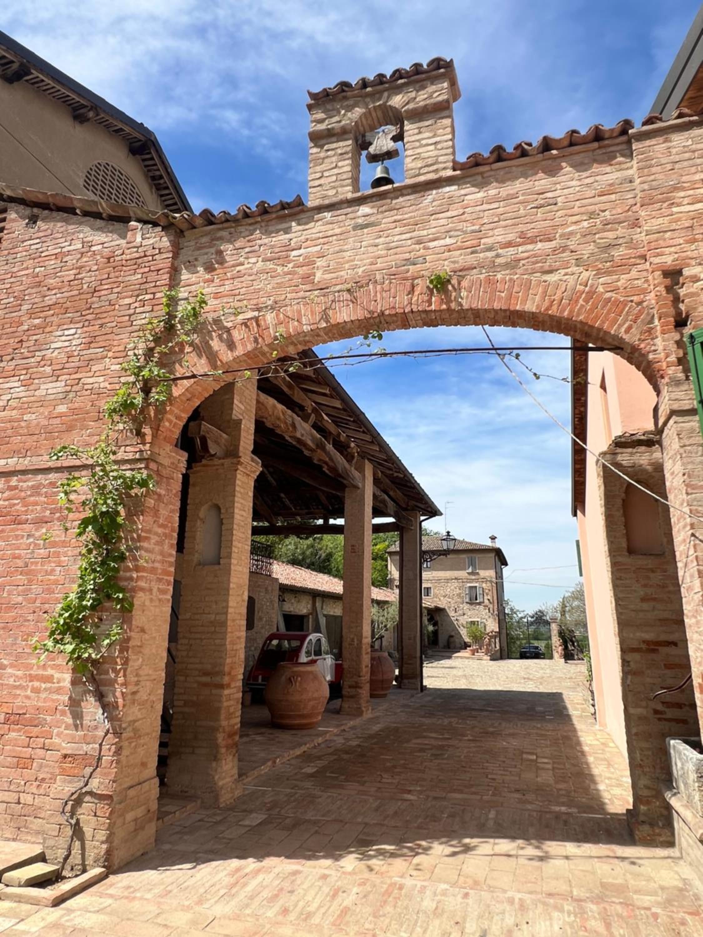 BORGO VILLA VALENTINI
