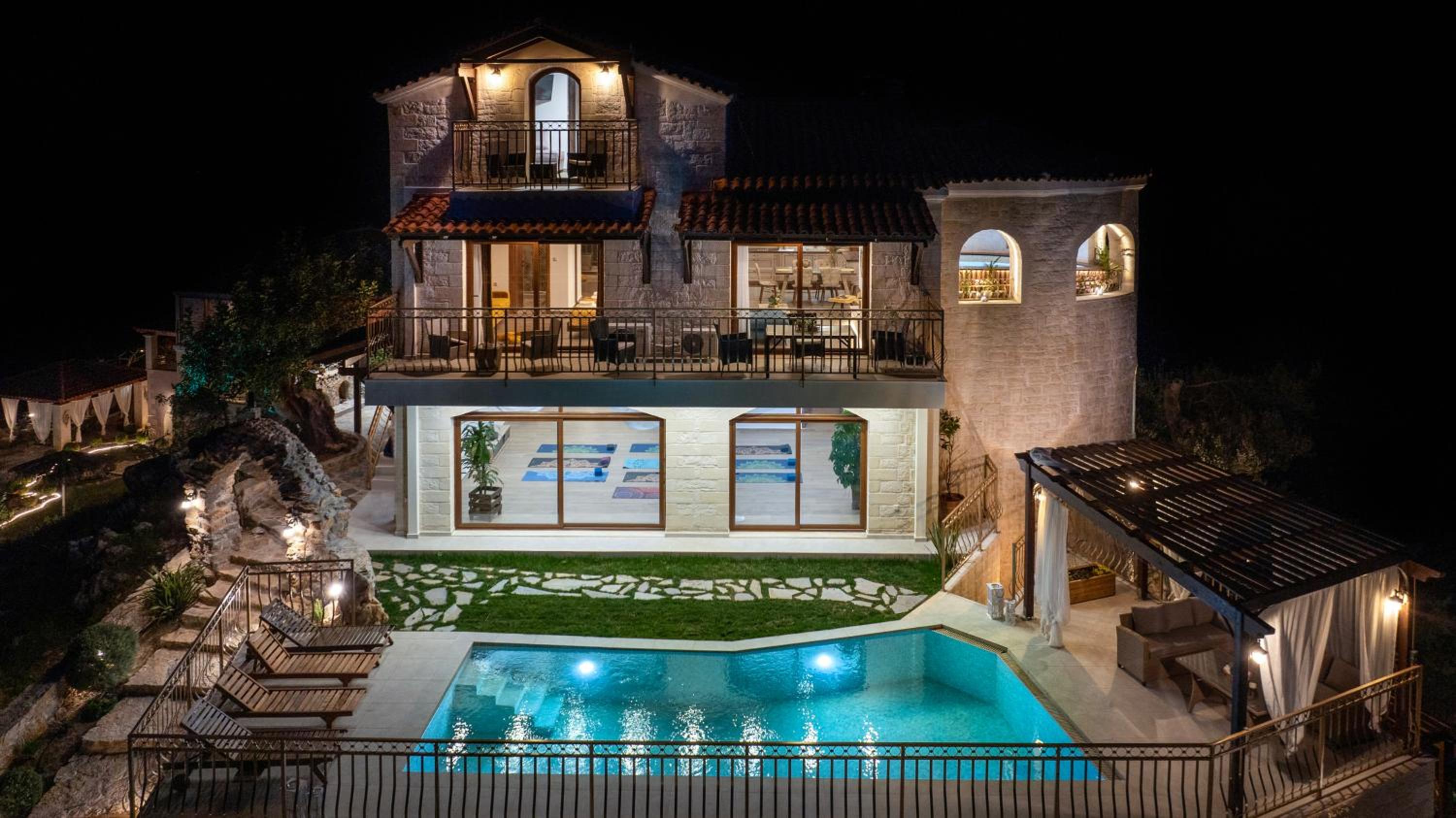 Geroulios Kastro Villas I ''Heated'' Pools & Seaview view 4