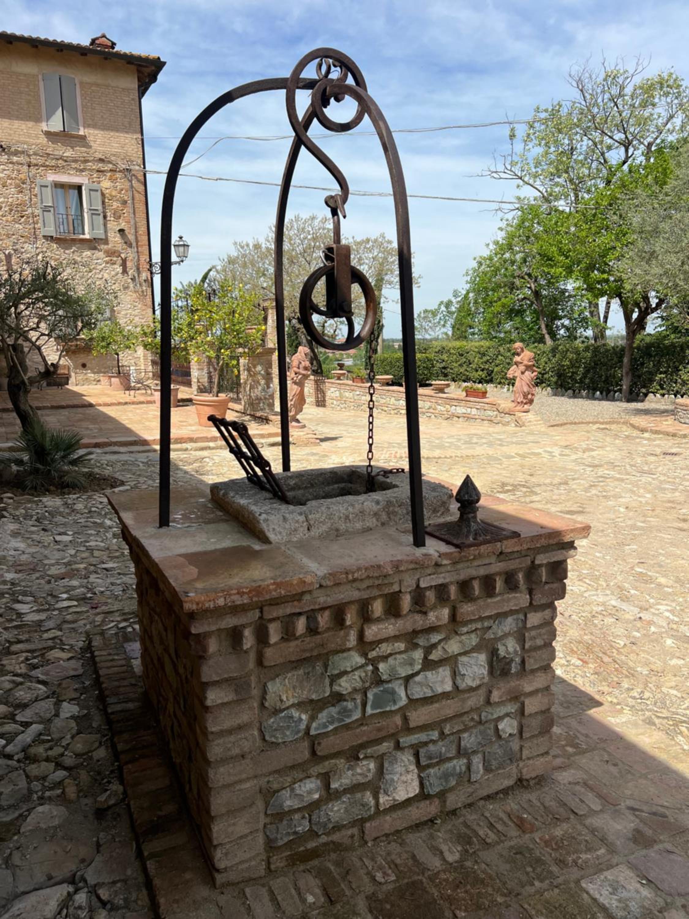 BORGO VILLA VALENTINI