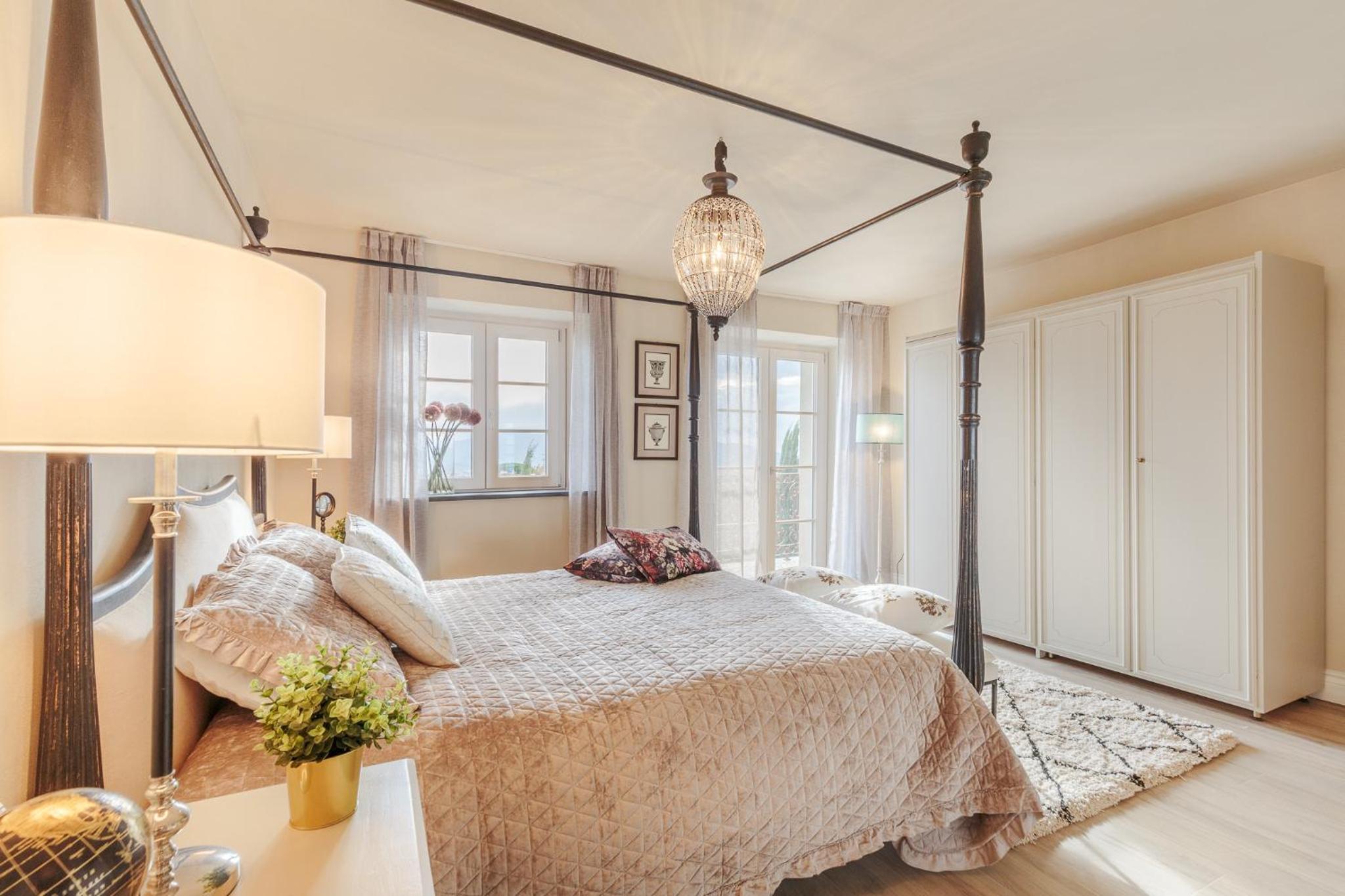 VILLA ASTI: Where Luxury Meets Limitless View