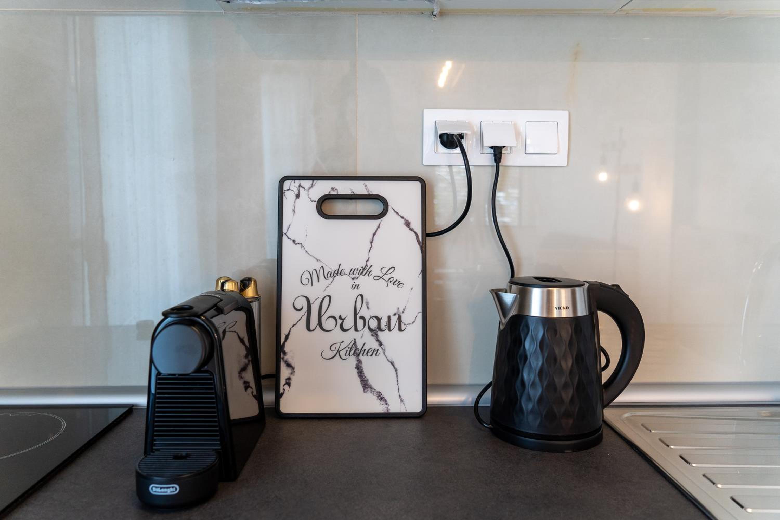 Ophelia - New Modern Apartment with Spectacular Olympus View photo 3