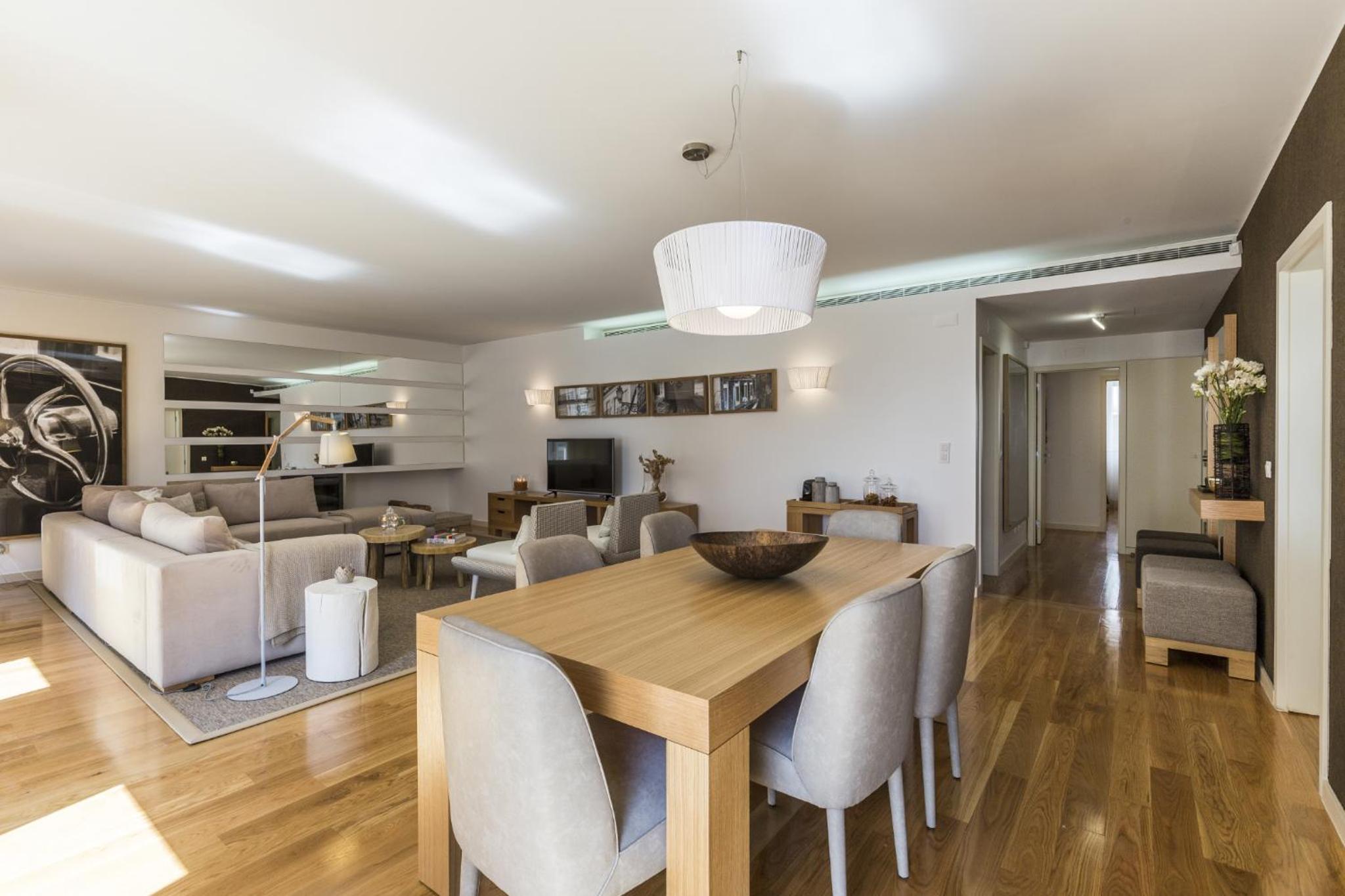 MyPlaceLisbon - Luxury Castle Apartment view 5