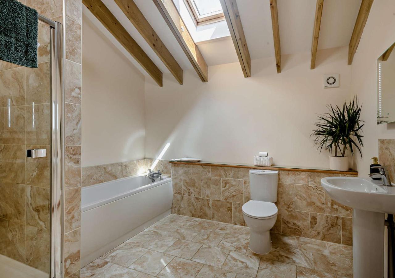 4 Bed in Barnham Broom oc-b27788
