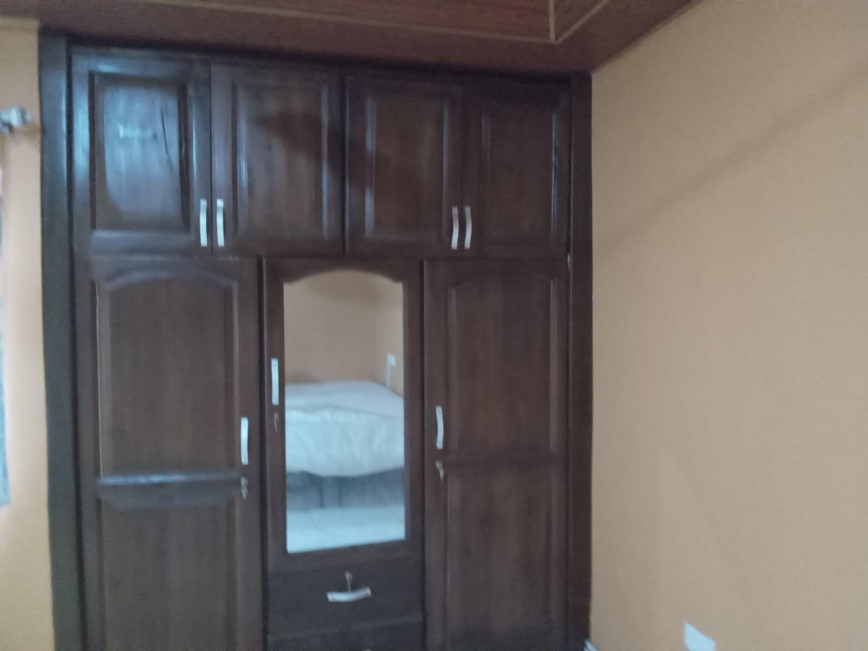 Captivating 1-Bed Lodge in Accra view 2