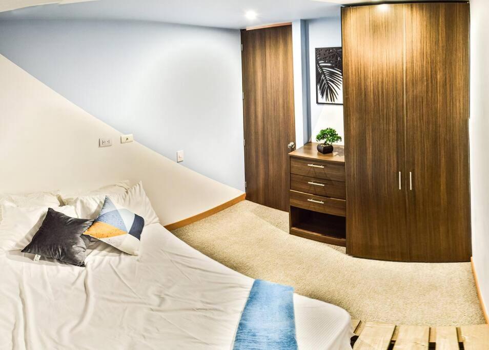 ESPECTACULAR APARTAMENTO CERCA AL AEROPUERTO