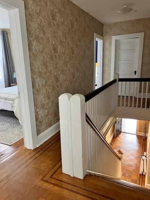 Vintage Charm: Annapolis Retreat