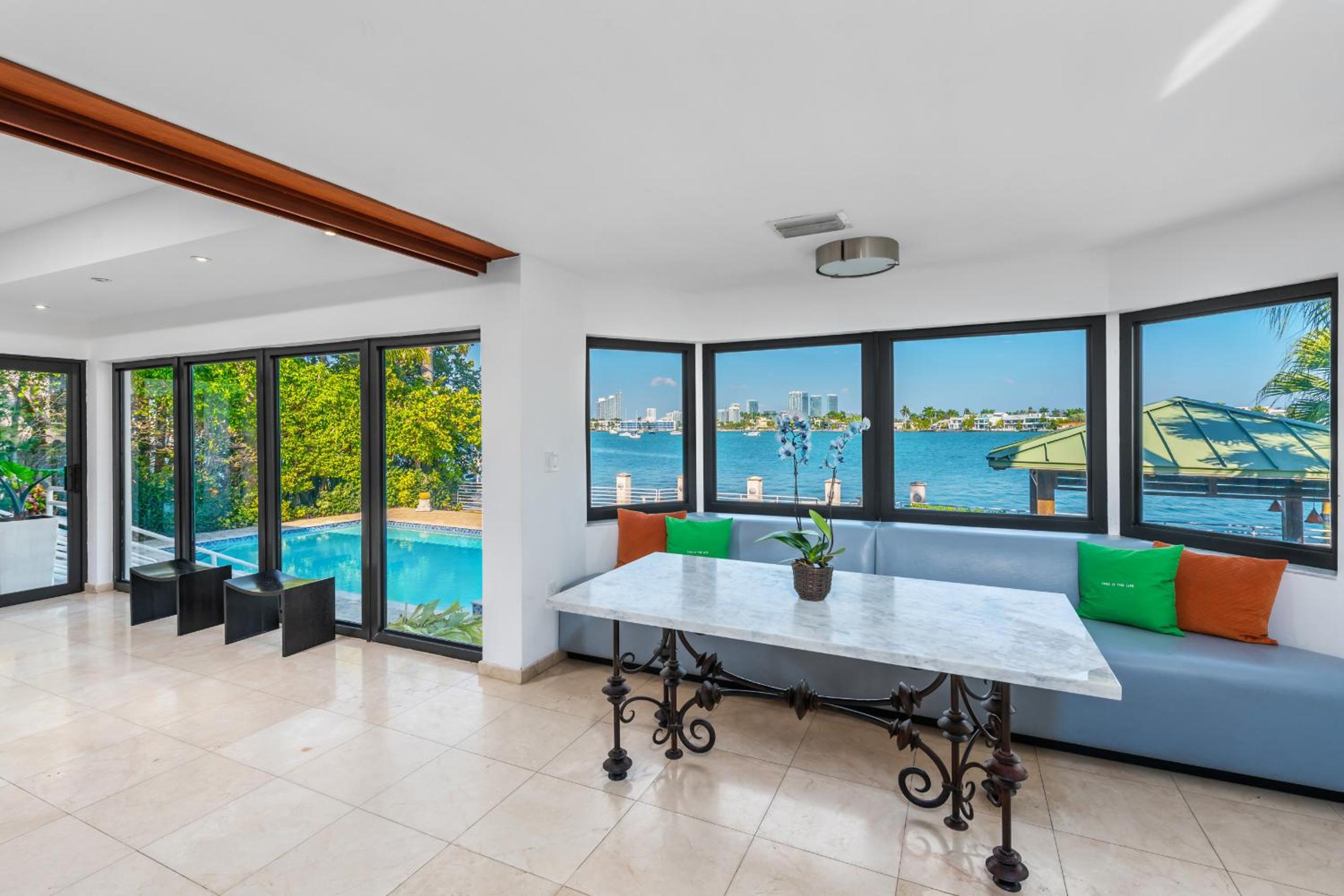 Discover Serenity by the See Your Exclusive Miami Beach Escape!