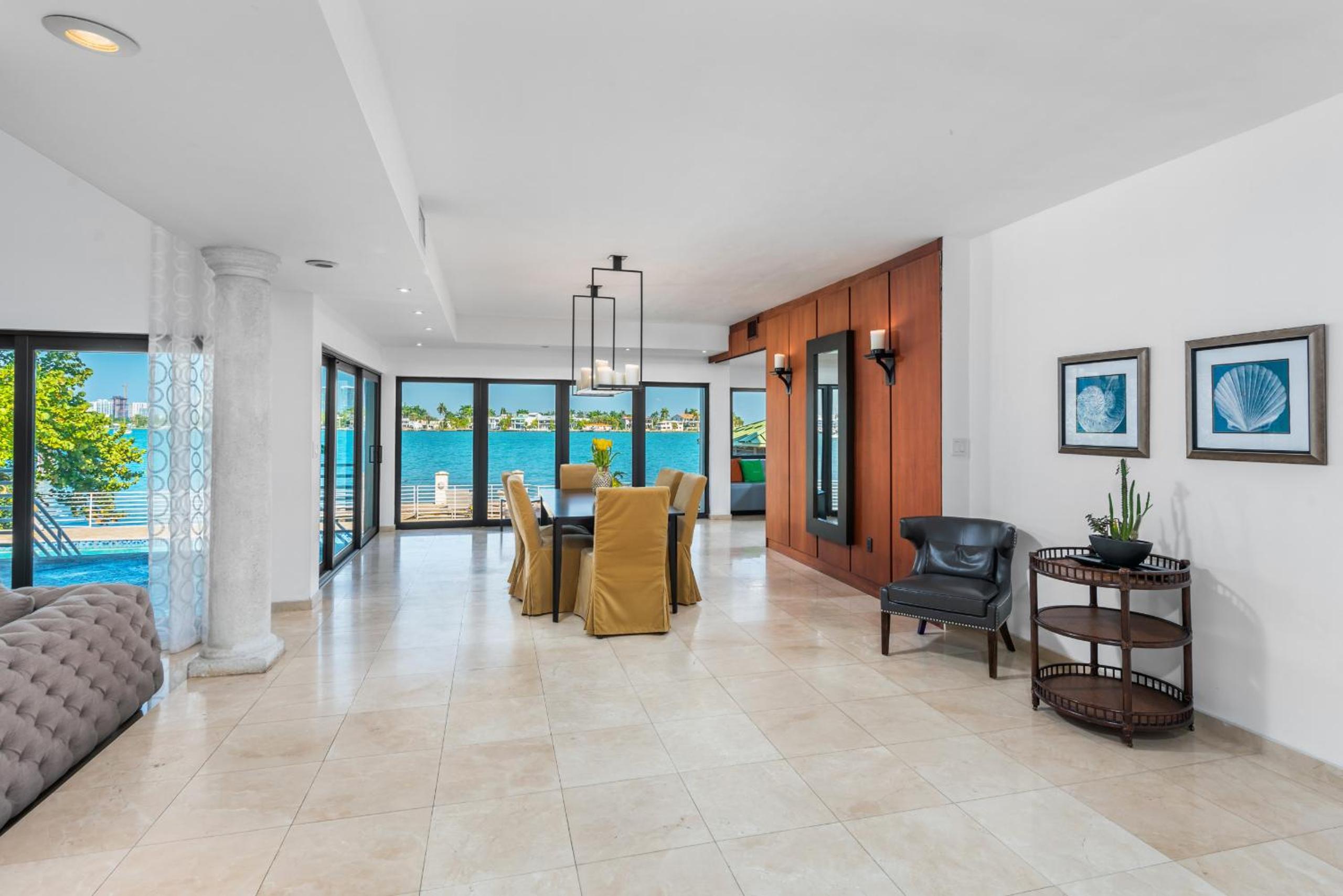 Discover Serenity by the See Your Exclusive Miami Beach Escape!
