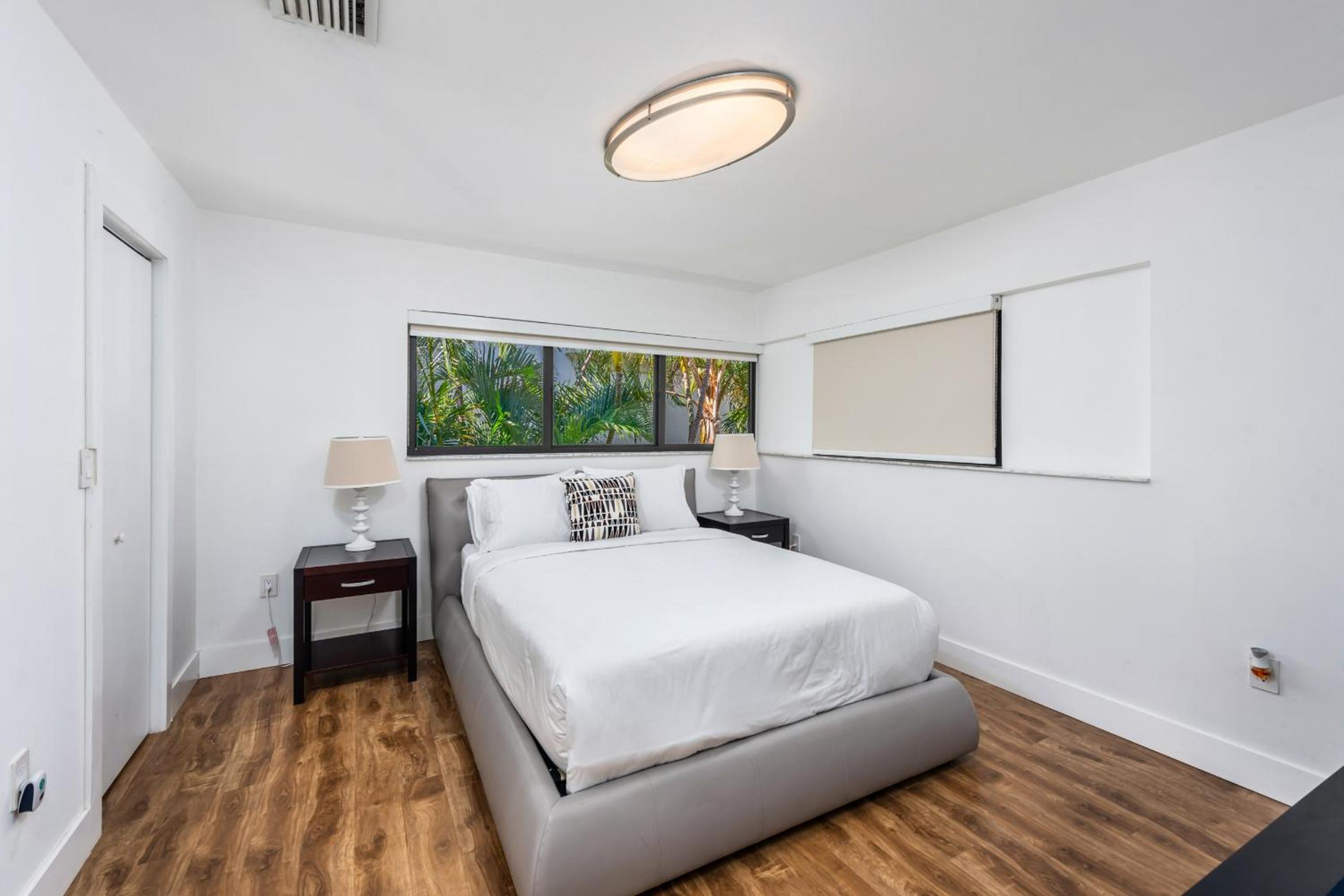 Discover Serenity by the See Your Exclusive Miami Beach Escape!