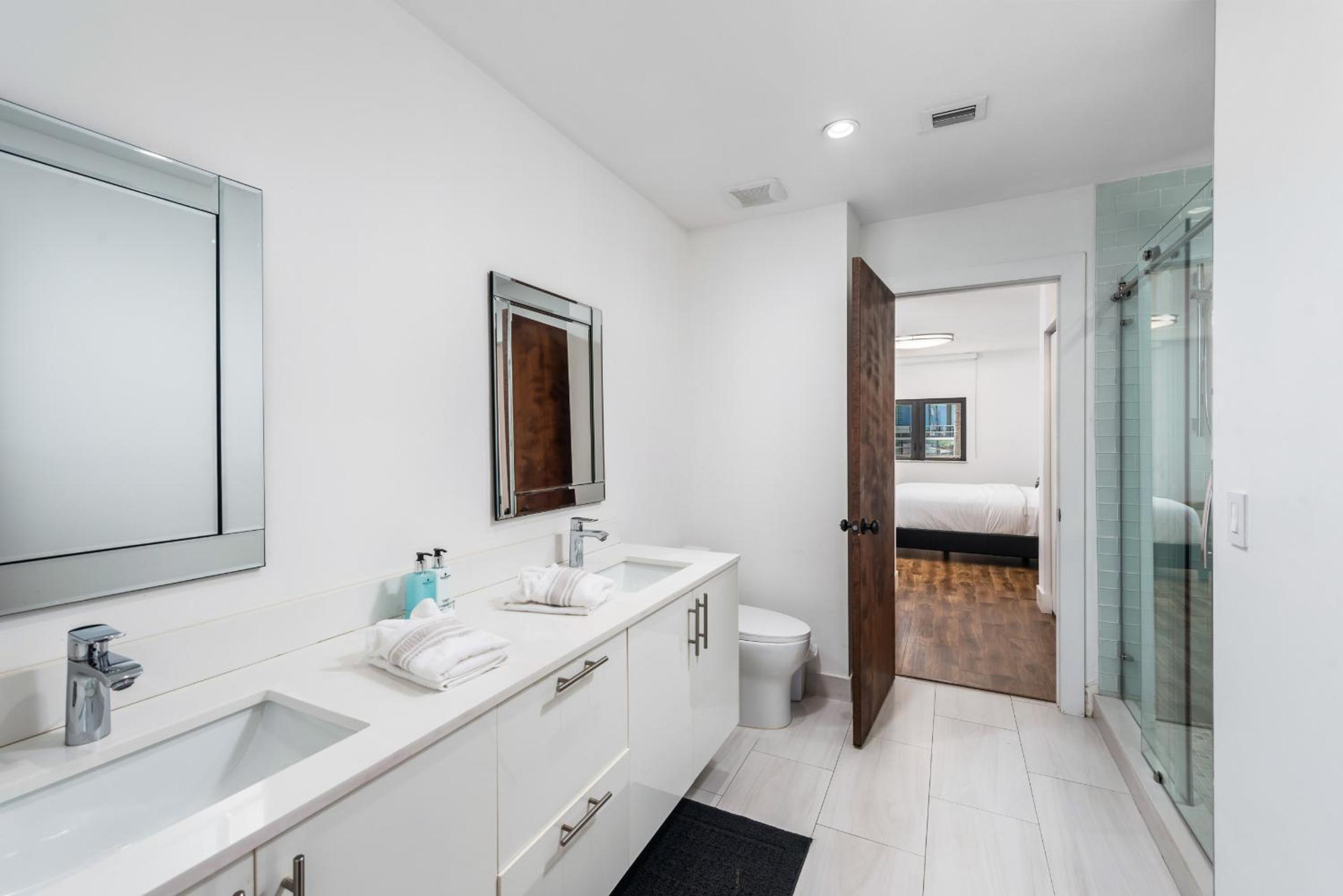 Discover Serenity by the See Your Exclusive Miami Beach Escape!
