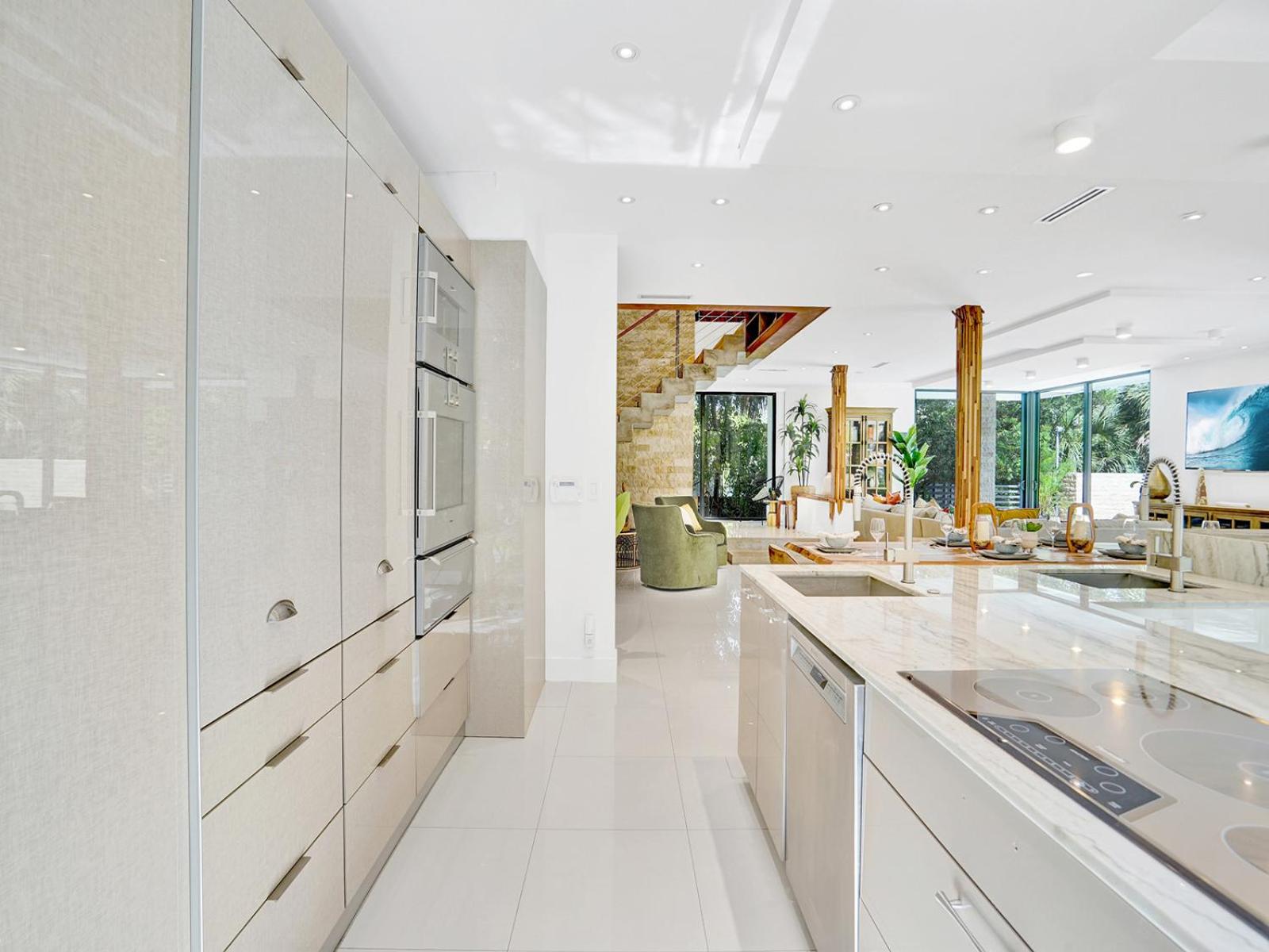 Experience Warmth & Comfort in our Stylish Balinese Waterfront Home