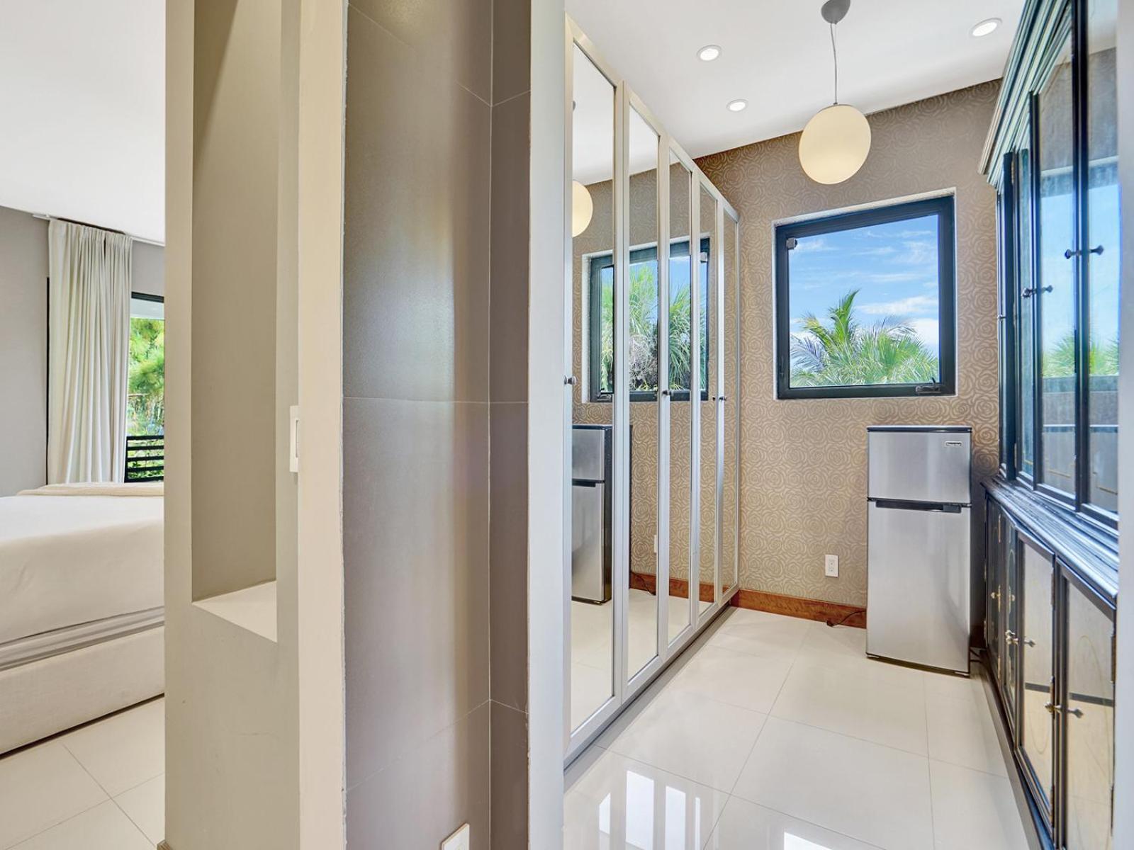 Experience Warmth & Comfort in our Stylish Balinese Waterfront Home
