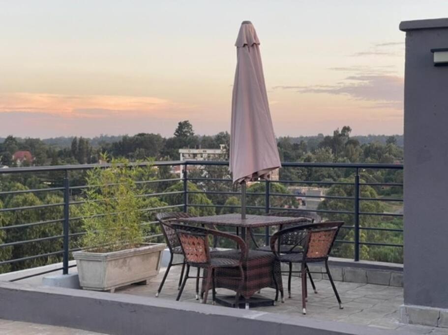 Modern 2BR Sanctuary, Pool & Gym view 4
