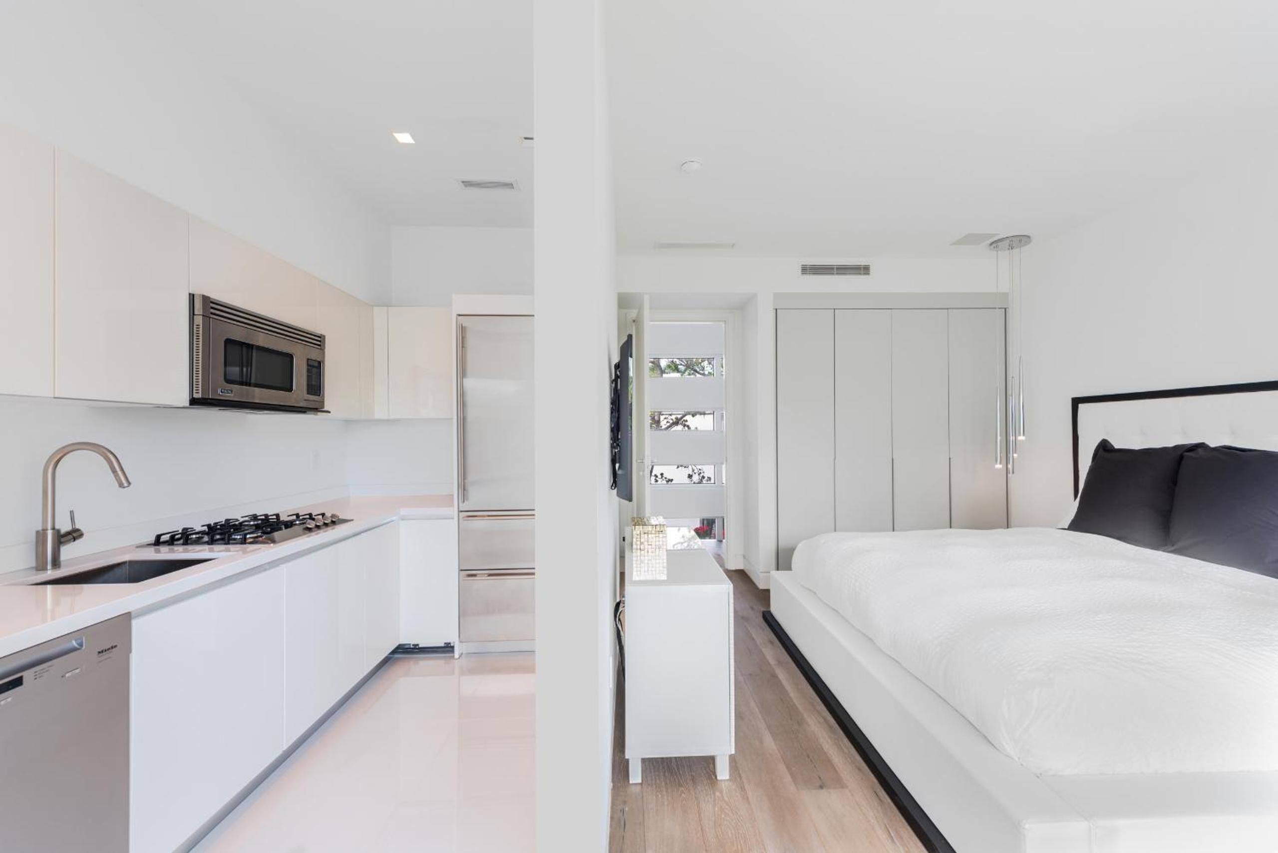 Indulge in Waterfront Elegance Your Ultra Luxury Miami Beach Estate Beckons!