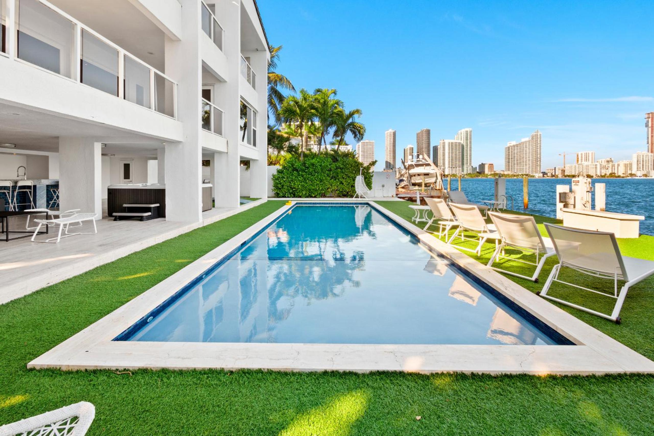 Experience Opulence Your Exclusive Waterfront Sanctuary in Miami Beach