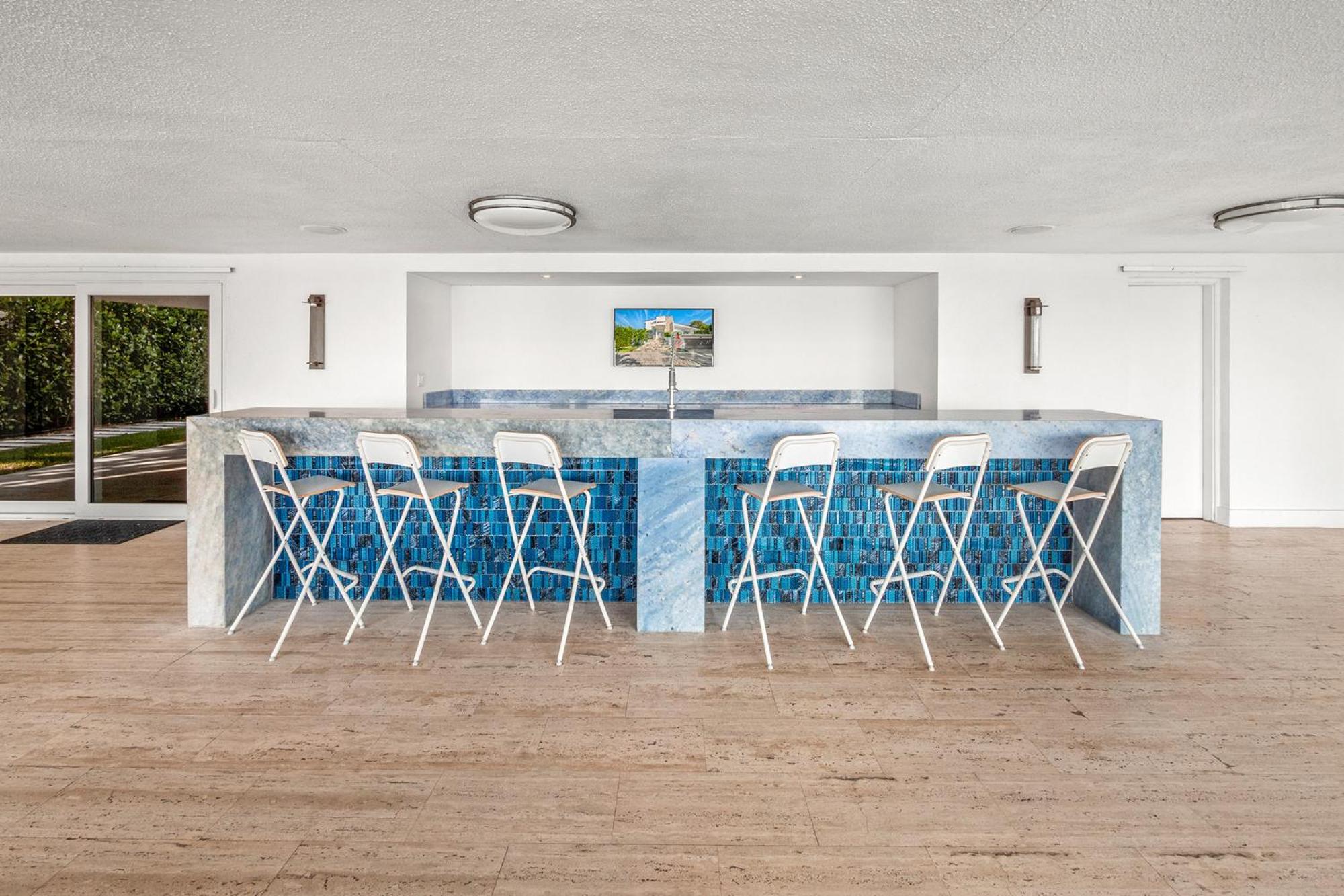 Experience Opulence Your Exclusive Waterfront Sanctuary in Miami Beach