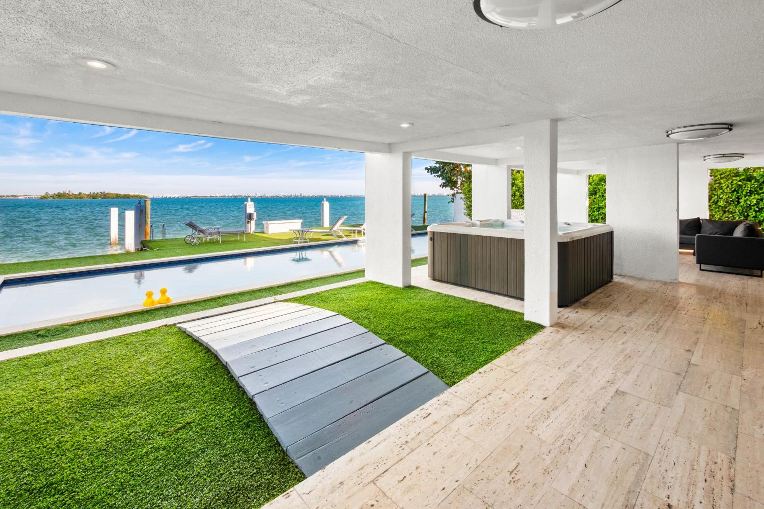 Experience Opulence Your Exclusive Waterfront Sanctuary in Miami Beach