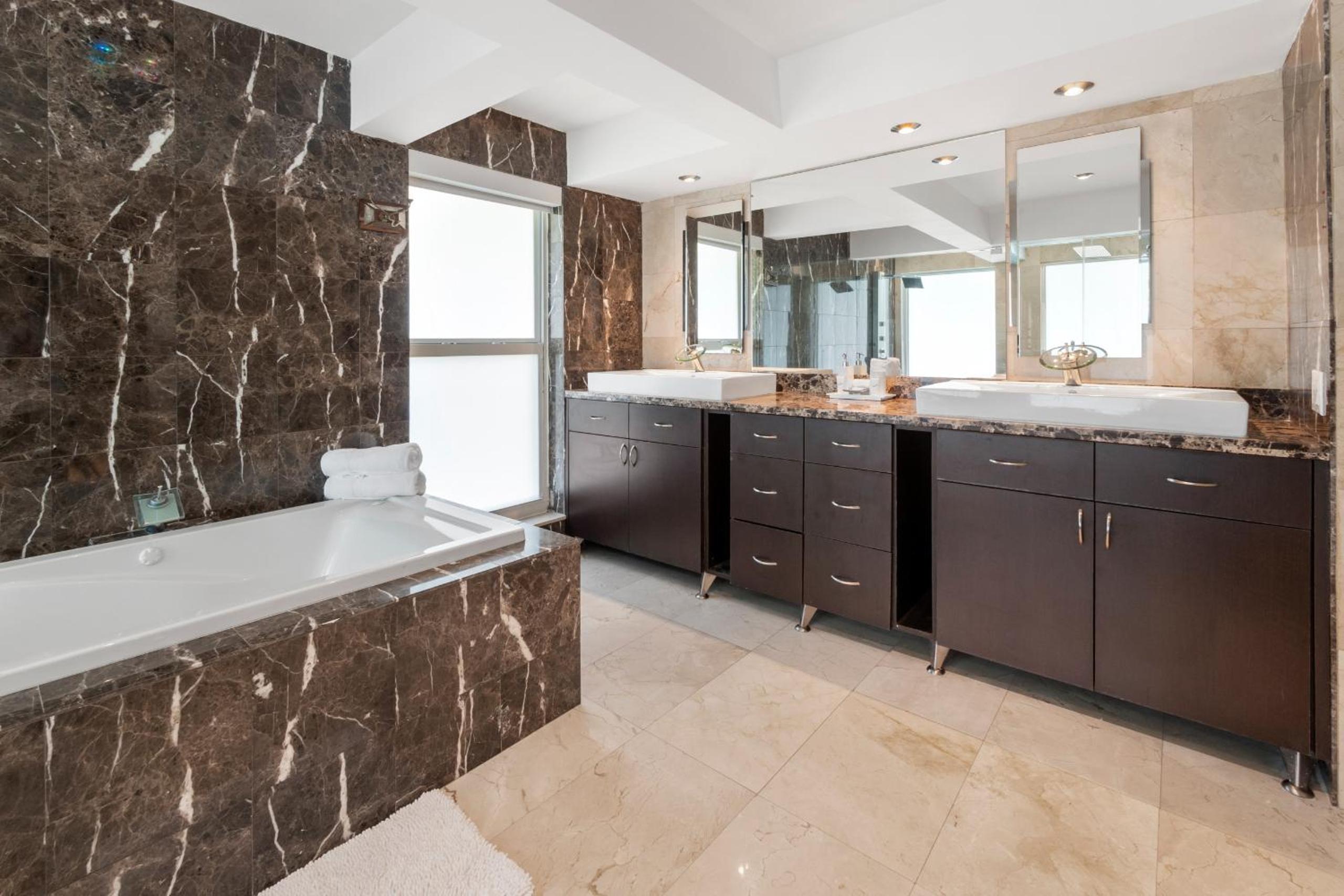Experience Opulence Your Exclusive Waterfront Sanctuary in Miami Beach