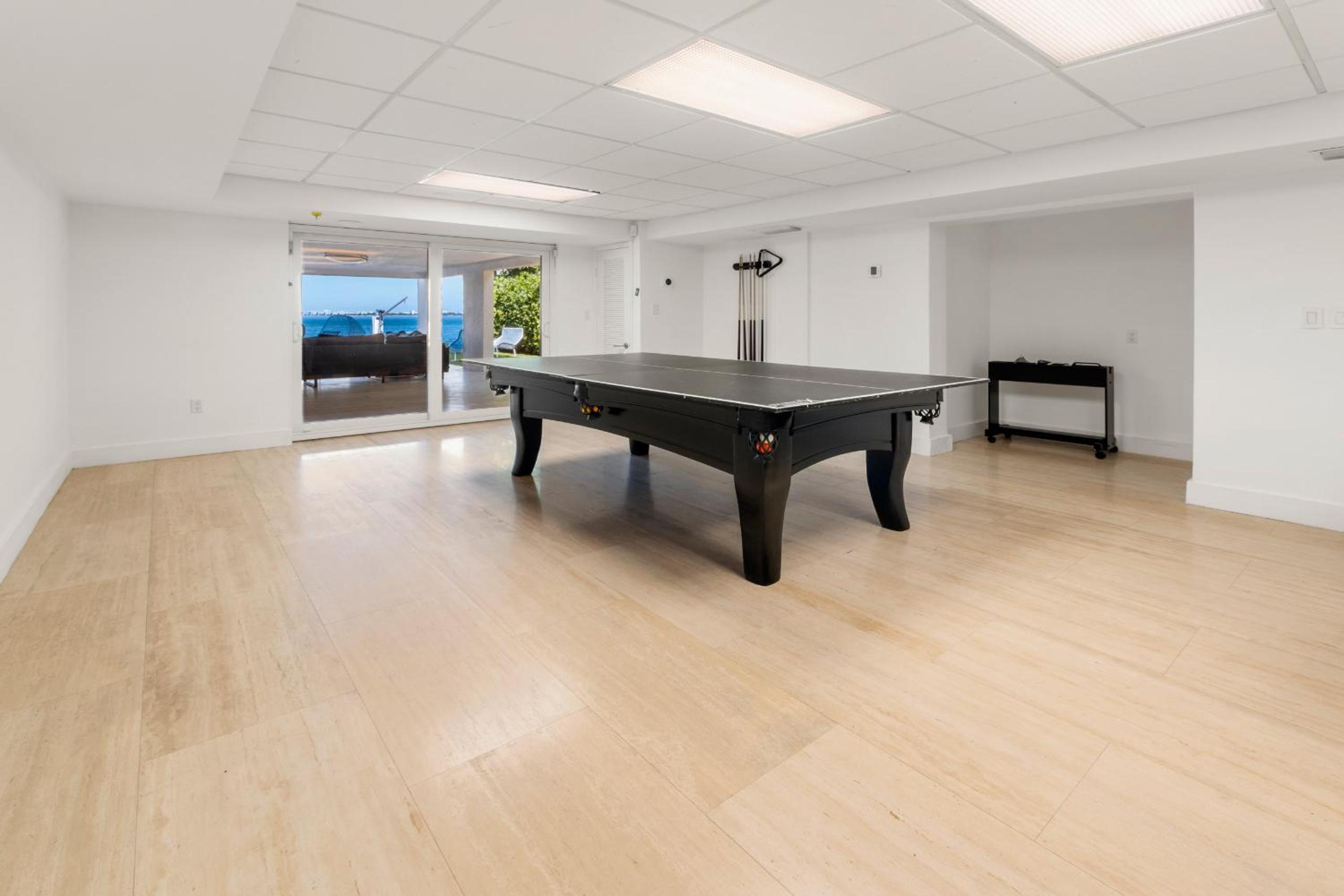 Experience Opulence Your Exclusive Waterfront Sanctuary in Miami Beach