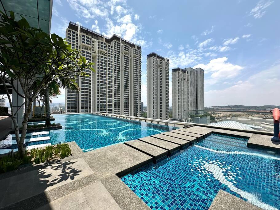 SOVO Studio Aurora Place@Bukit Jalil, Kuala Lumpur
