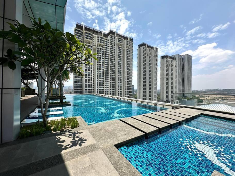 SOVO Studio Aurora Place@Bukit Jalil, Kuala Lumpur