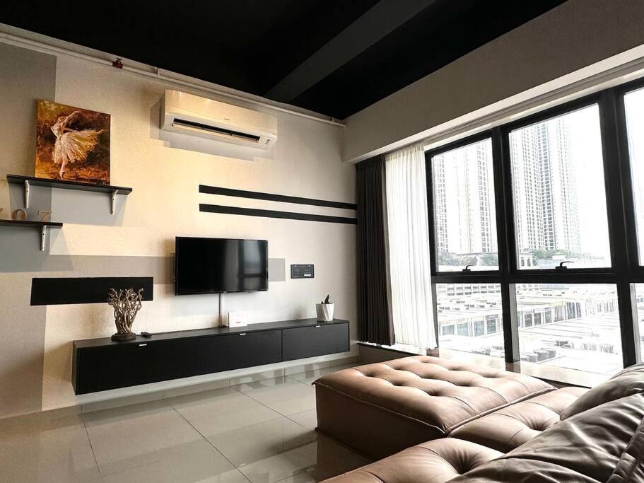 SOVO Studio Aurora Place@Bukit Jalil, Kuala Lumpur