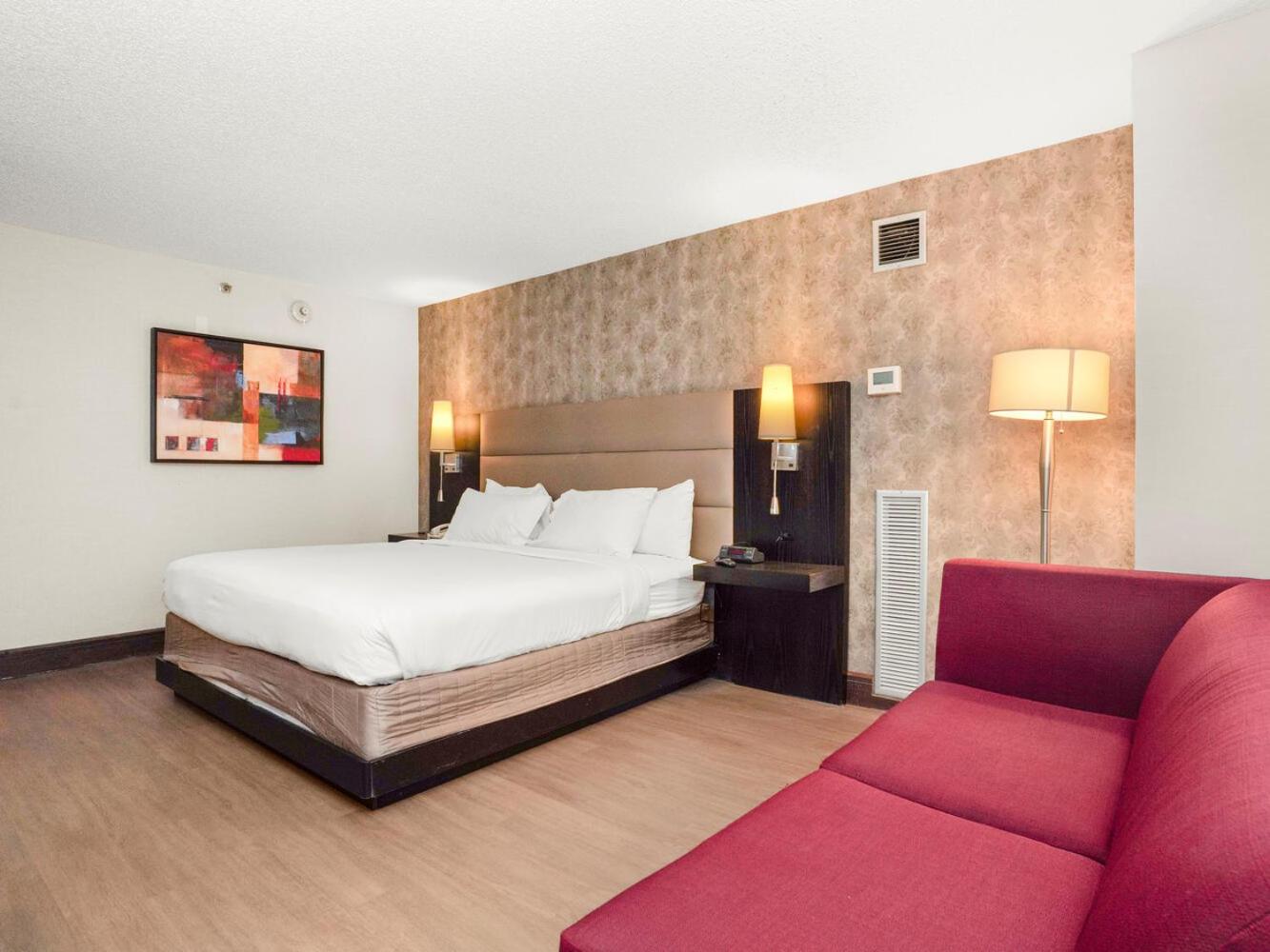 The Armon Stamford Hotel & Conference Center