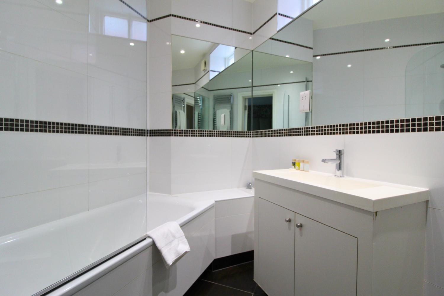 Chelsea - Sloane Avenue by Viridian Apartments